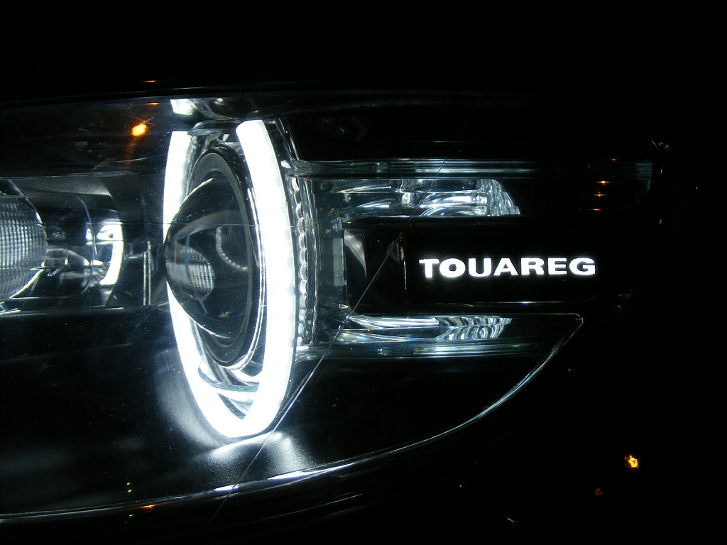 VW Touareg, Светодиодный тюнинг головной оптики