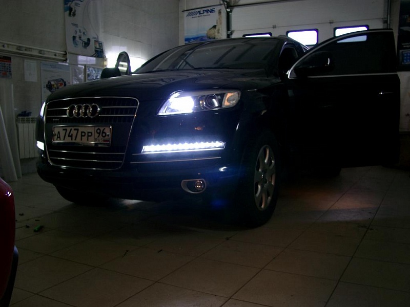 Не работает фара audi q7